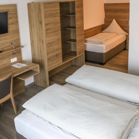 Hotel Adler Nattheim Εξωτερικό φωτογραφία